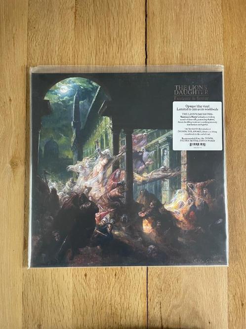 The Lion's Daughter - Existence is Horor LP Blauw metal, Cd's en Dvd's, Vinyl | Hardrock en Metal, Zo goed als nieuw, Ophalen of Verzenden
