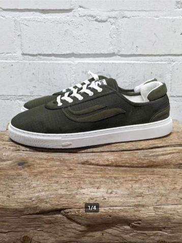 Genesis - Donkergroene herensneaker maat 45 - Nieuw beschikbaar voor biedingen