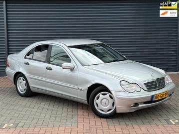 Mercedes-Benz C-klasse 200 K. Elegance Aut | Airco | Trekhaa beschikbaar voor biedingen