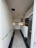 Nette en ruime keuken, Huis en Inrichting, Keuken | Complete keukens, Gebruikt, Wit, Overige typen, Ophalen of Verzenden