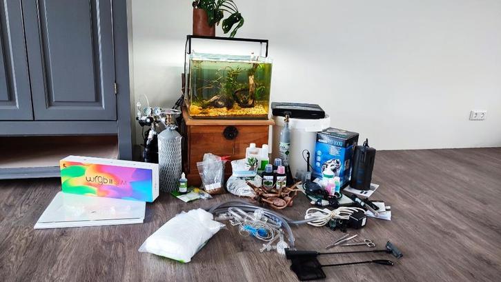 Dennerle Nano 55L (met alle toebehoren), Dieren en Toebehoren, Vissen | Aquaria en Toebehoren, Zo goed als nieuw, Leeg aquarium