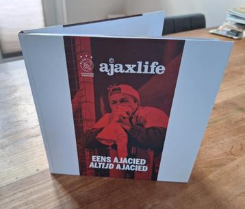 Ajaxlife: Eens Ajacied, Altijd Ajacied Fotoboek beschikbaar voor biedingen