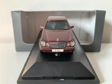 Mercedes-Benz E-klasse E320 (Type W210) 1995 - Herpa beschikbaar voor biedingen