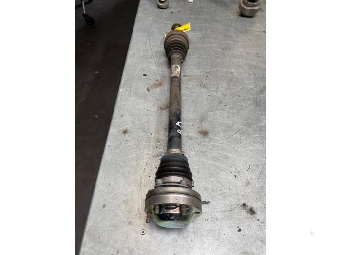 Aandrijfas rechts-achter van een Audi A4, Auto-onderdelen, Remmen en Aandrijving, Audi, Gebruikt, 3 maanden garantie, Ophalen of Verzenden