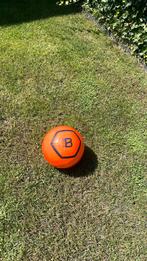 Ballie voetbal touzani, Sport en Fitness, Voetbal, Ophalen of Verzenden, Zo goed als nieuw, Bal