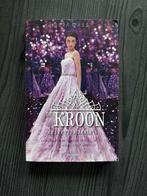 De Kroon - Kiera Cass (Selection Serie 5), Boeken, Ophalen of Verzenden, Gelezen, Kiera Cass