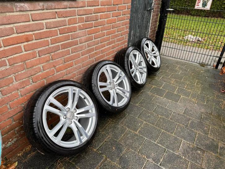 Audi velgen 18 inch, Auto-onderdelen, Banden en Velgen, Banden en Velgen, Zomerbanden, 18 inch, 225 mm, Personenwagen, Gebruikt