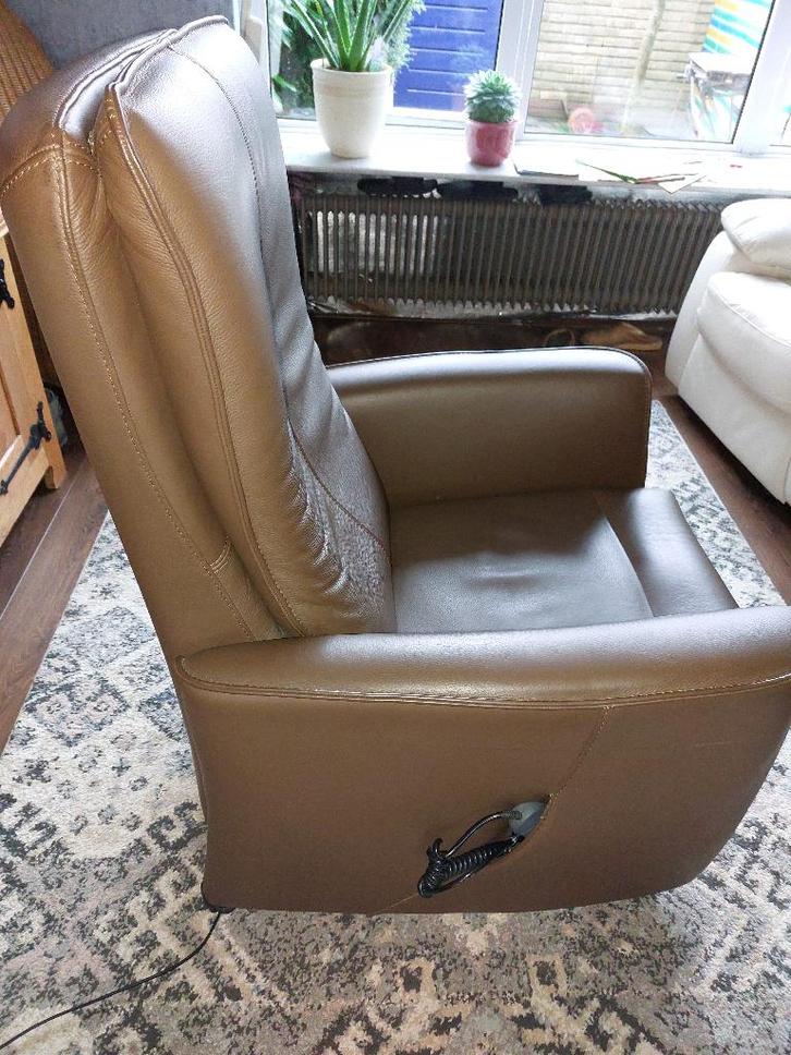 Sto-op-stoel, geheel leder, op wieltjes, Huis en Inrichting, Fauteuils, Zo goed als nieuw, Leer, 75 tot 100 cm, 75 tot 100 cm