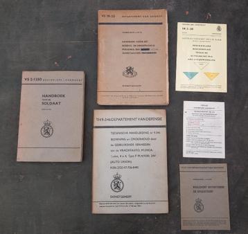 Handboek Koninklijke Marechaussee 1963  beschikbaar voor biedingen