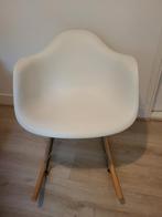 Witte Schommelstoel - Stijlvol en Comfortabel, Huis en Inrichting, Fauteuils, Ophalen