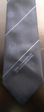 Korps Luchthavenpolitie clip stropdas Luchthaven Schiphol, Ophalen of Verzenden, Nieuw, Blauw