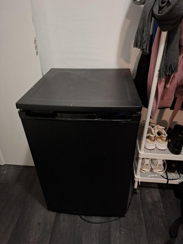 Tafelmodel vriezer, Witgoed en Apparatuur, Vriezers en Diepvrieskisten, Gebruikt, Vrijstaand, Vrieskast, 85 tot 120 cm, Minder dan 60 cm