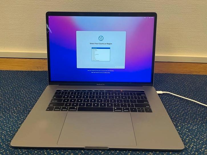 MacBook Pro 15-inch 2018 – i7 / 16GB / 250GB, Computers en Software, Apple Macbooks, Gebruikt, MacBook Pro, 15 inch, 2 tot 3 Ghz