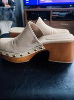 Bershka klompen maat 37, Kleding | Dames, Schoenen, Ophalen of Verzenden, Zo goed als nieuw, Werkschoenen