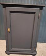 Grenen meidenkast bijna gratis, Ophalen, Zo goed als nieuw