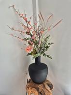 vaas met kunstbloemen, Ophalen, Zo goed als nieuw