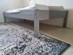 Eenpersoonsbed 90x200 - Beschadiging aan poot, Huis en Inrichting, Ophalen, Gebruikt, 90 cm, Eenpersoons