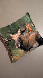 Prachtig rendier kussen - zo goed als nieuw!, Huis en Inrichting, Ophalen of Verzenden, Zo goed als nieuw, Groen, Vierkant