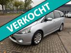 Mitsubishi Grandis 2.4-16V InSport AUTOMAAT AIRCO NIEUWE DIS, Auto's, Mitsubishi, 7 stoelen, Bedrijf, 92 €/maand, Velours
