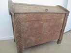 antieke grote eiken kist meer dan 150 jaar oud .. MOOI !, Huis en Inrichting, Woonaccessoires | Kisten, Ophalen, Minder dan 50 cm