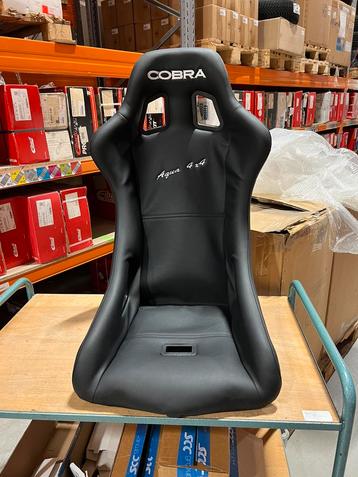 Cobra Racestoel Aqua 4X4 - uitverkoop - 10.9kg - p.stuk beschikbaar voor biedingen