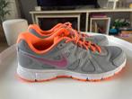 Nike Revolution, mt 41 valt als 40, Nike, Ophalen of Verzenden, Grijs, Sneakers of Gympen