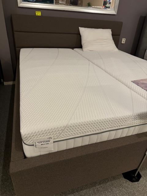 WAVE MATRAS POCKET MET NASA MEDIUM OF FIRM 50% KORTING, Huis en Inrichting, Slaapkamer | Matrassen en Bedbodems, Nieuw, Matras