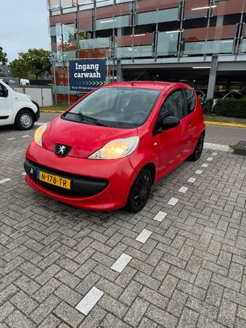 Peugeot 107 1.0 12V 3DR 2006 Rood beschikbaar voor biedingen