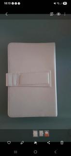 Witte tablet hoes universeel., 10 inch, Bescherming voor- en achterkant, Ophalen of Verzenden, Zo goed als nieuw
