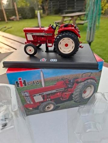International IHC 644, Replicagri,  nieuw, tractor. Boer beschikbaar voor biedingen
