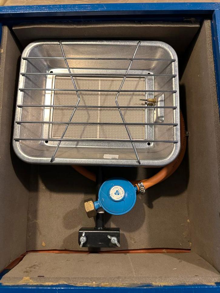 Straalkachel gas clp met kist., Caravans en Kamperen, Kampeeraccessoires, Nieuw, Ophalen of Verzenden