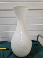 vaas wit glas, Huis en Inrichting, Woonaccessoires | Vazen, Ophalen of Verzenden, 'T Olde Gre-j, Info@toldegrej.nl, Endepoelstraat 20f Didam