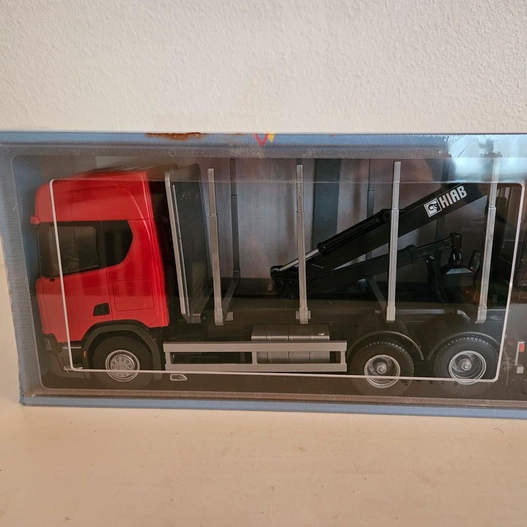 Scania combi boomstam, Hobby en Vrije tijd, Modelauto's | 1:24, Nieuw, Bus of Vrachtwagen, Overige merken, Ophalen of Verzenden