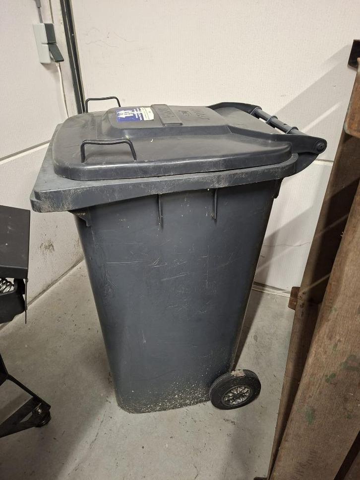 Grijze kliko / afvalcontainer – 240 liter – op wielen, Doe-het-zelf en Verbouw, Overige Doe-het-zelf en Verbouw, Gebruikt, Ophalen of Verzenden