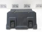 Scania 2395354 Accudeksel, Ophalen, Gebruikt, Scania