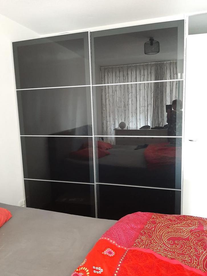 Donkere PAX kast met schuifdeuren, Huis en Inrichting, Kasten | Kledingkasten, Zo goed als nieuw, 200 cm of meer, 200 cm of meer