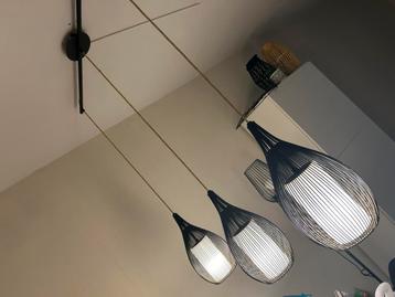 * Lampenset zwart - hanglamp en staande lamp. beschikbaar voor biedingen