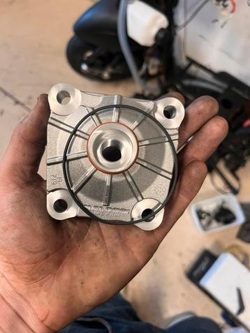 Mallosi 172cc binnen kop beschikbaar voor biedingen