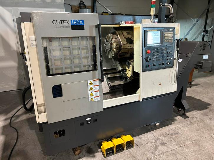 Hwacheon CUTEX-160A CNC Draaibank WEINIG UREN!!!, Doe-het-zelf en Verbouw, Draaibanken, Gebruikt, Metaaldraaibank, Minder dan 500 mm