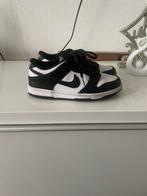 Nike panda dunk low, Kleding | Heren, Schoenen, Ophalen of Verzenden, Zo goed als nieuw, Zwart