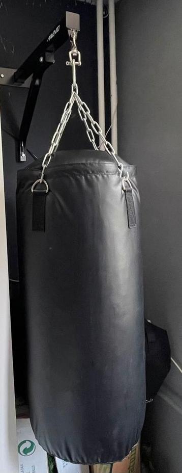 Boxzak +Beugel + Boxhandschoenen beschikbaar voor biedingen