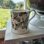 Emma Bridgewater mok 0.5 1/2pt Green Cabbagewhite vlinder ni, Huis en Inrichting, Nieuw, Ophalen of Verzenden, Overige stijlen
