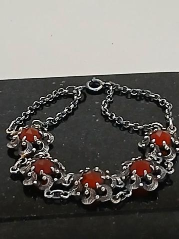 Zilveren Armband met Kornalijn & Platina Accent beschikbaar voor biedingen