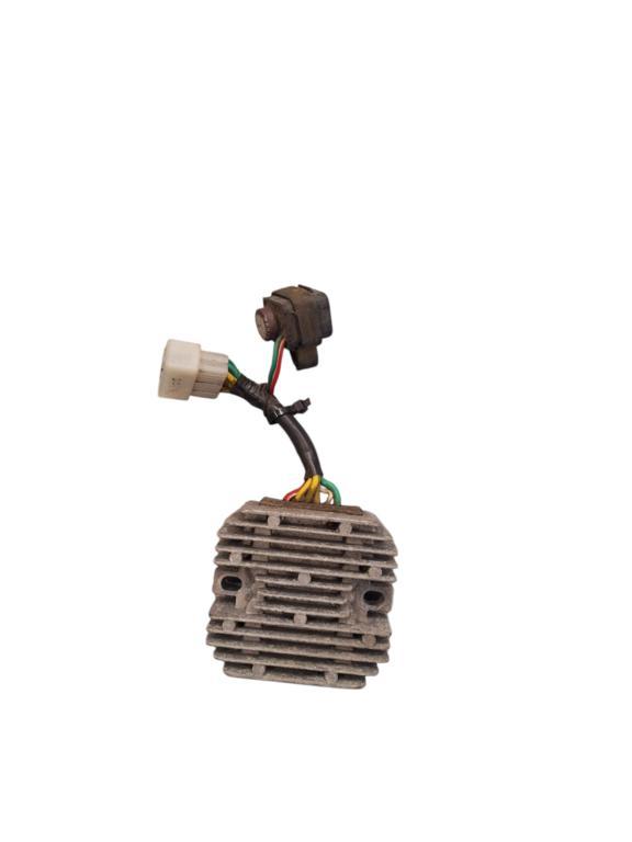 Spanningsregelaar origineel Vespa Sprint Primavera iget I ge, Fietsen en Brommers, Brommeronderdelen | Scooters, Gebruikt, Ophalen of Verzenden