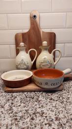 Servies jet (by ter steege)olie en azijn set Olio Doliva, Ophalen of Verzenden, Zo goed als nieuw, Overige stijlen