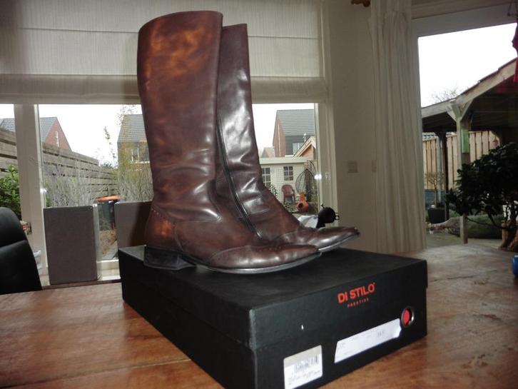 Super mooie Di Stilo laars grijs/bruin mt 39.5 van zwartjes, Kleding | Dames, Schoenen, Zo goed als nieuw, Hoge laarzen, Bruin