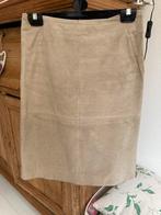 Vintage suede beige rok maat S van New Look, Kleding | Dames, Rokken, New Look, Beige, Ophalen of Verzenden, Zo goed als nieuw