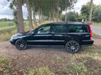 Volvo V70 2.4 140PK 2004 Zwart, Auto's, Volvo, Voorwielaandrijving, Euro 5, 1800 kg, Beige