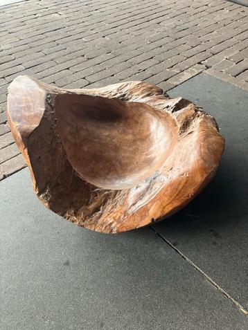 Houten Fruitschaal beschikbaar voor biedingen