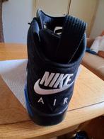 Nike Air 44.5 amper gedragen, Ophalen, Zo goed als nieuw